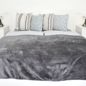 Studio met een King Size Bed